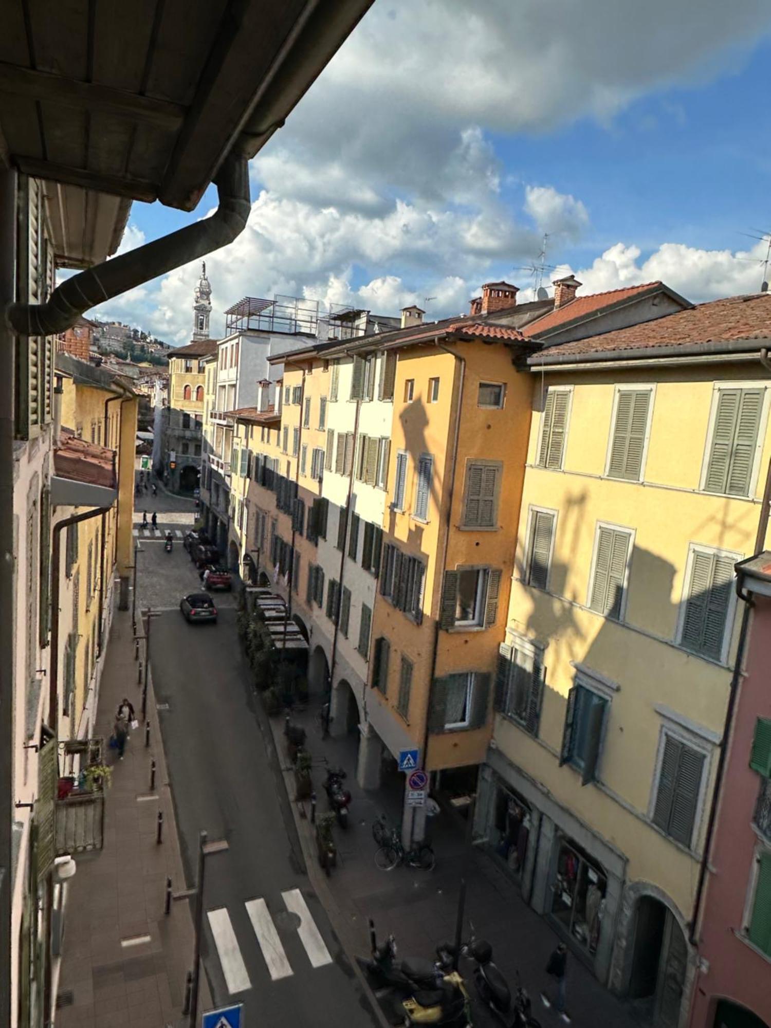 La Mansardina Di San Leonardo Bérgamo Exterior foto